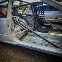 10-point roll cage